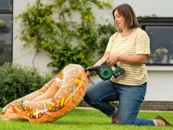Bosch UniversalLeafBlower 18V-130 løvblåser 2,5 Ah | Løvsugere