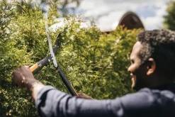 Fiskars Powergearx hekksaks hsx92 | Beskjæring