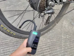 Autozone Kompressor akku 2000 mAh - | Kompressor|Biltilbehør