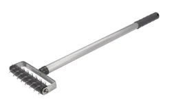 Luxi Tapetskrape med stang 100 cm | Tapet & Tapettilbehør